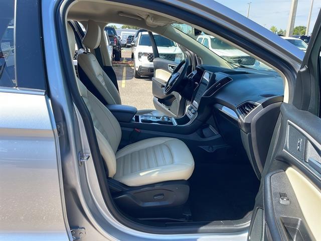 used 2024 Ford Edge car, priced at $29,897
