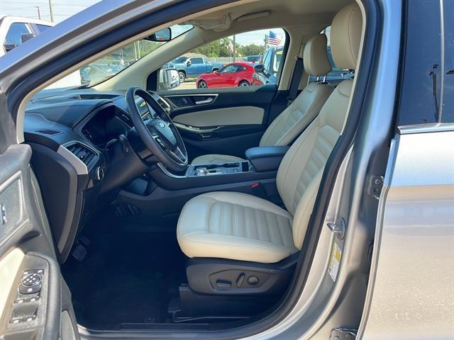 used 2024 Ford Edge car, priced at $29,897