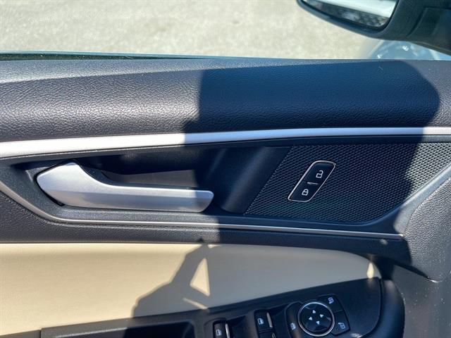 used 2024 Ford Edge car, priced at $29,897