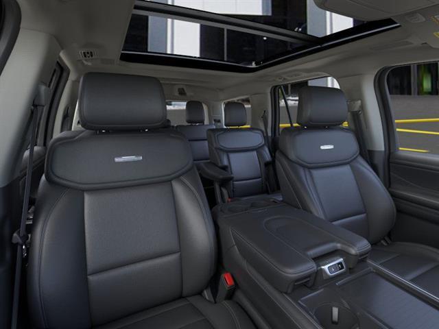 new 2025 Ford Expedition car, priced at $78,114
