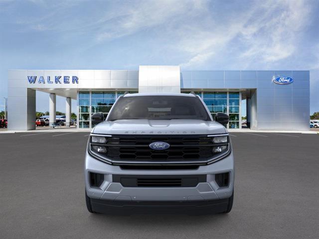 new 2025 Ford Expedition car, priced at $79,677
