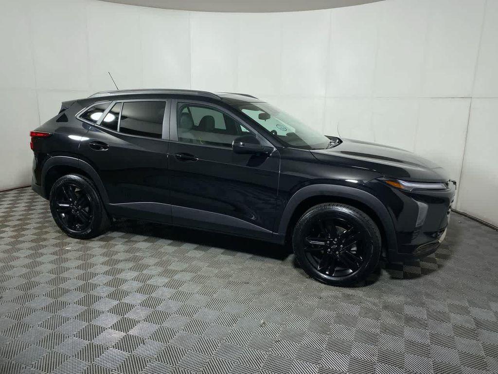 used 2024 Chevrolet Trax car, priced at $25,499