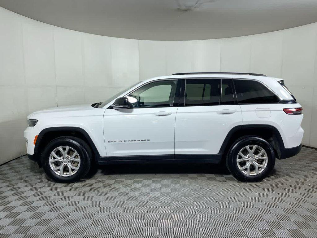 used 2023 Jeep Grand Cherokee car, priced at $28,995