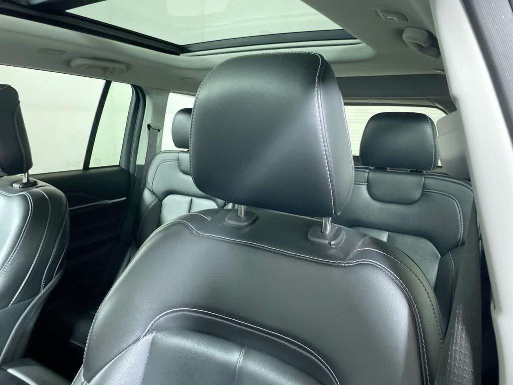 used 2023 Jeep Grand Cherokee car, priced at $28,995