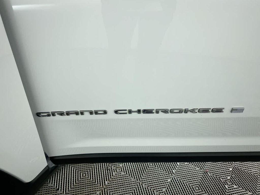 used 2023 Jeep Grand Cherokee car, priced at $28,995