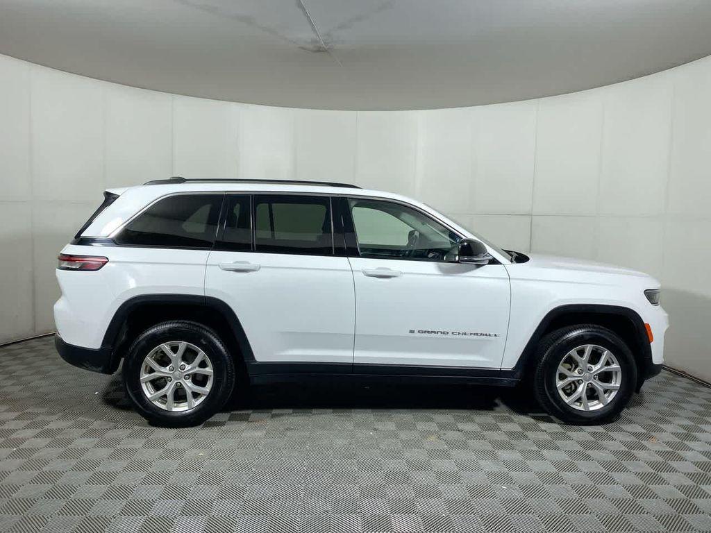 used 2023 Jeep Grand Cherokee car, priced at $28,995