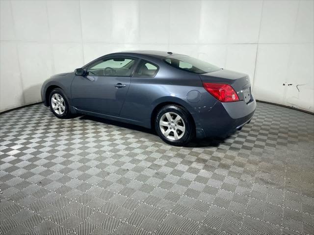 used 2009 Nissan Altima car, priced at $5,995