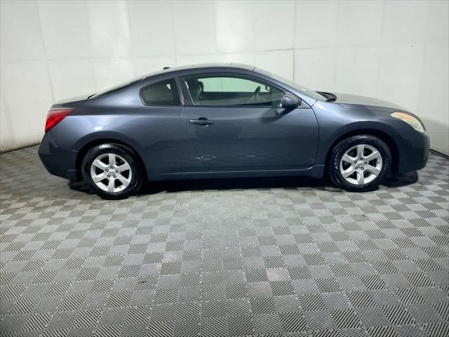 used 2009 Nissan Altima car, priced at $5,995