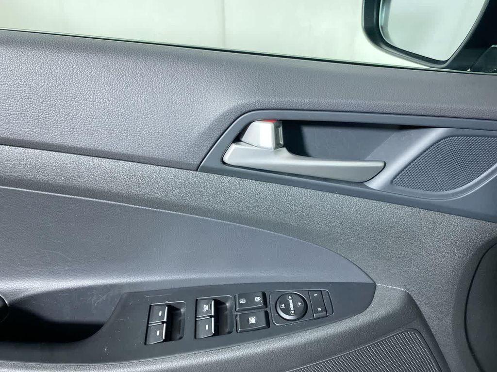 used 2021 Hyundai Tucson car, priced at $25,399