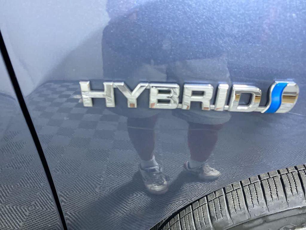 used 2013 Toyota Highlander Hybrid car, priced at $14,995