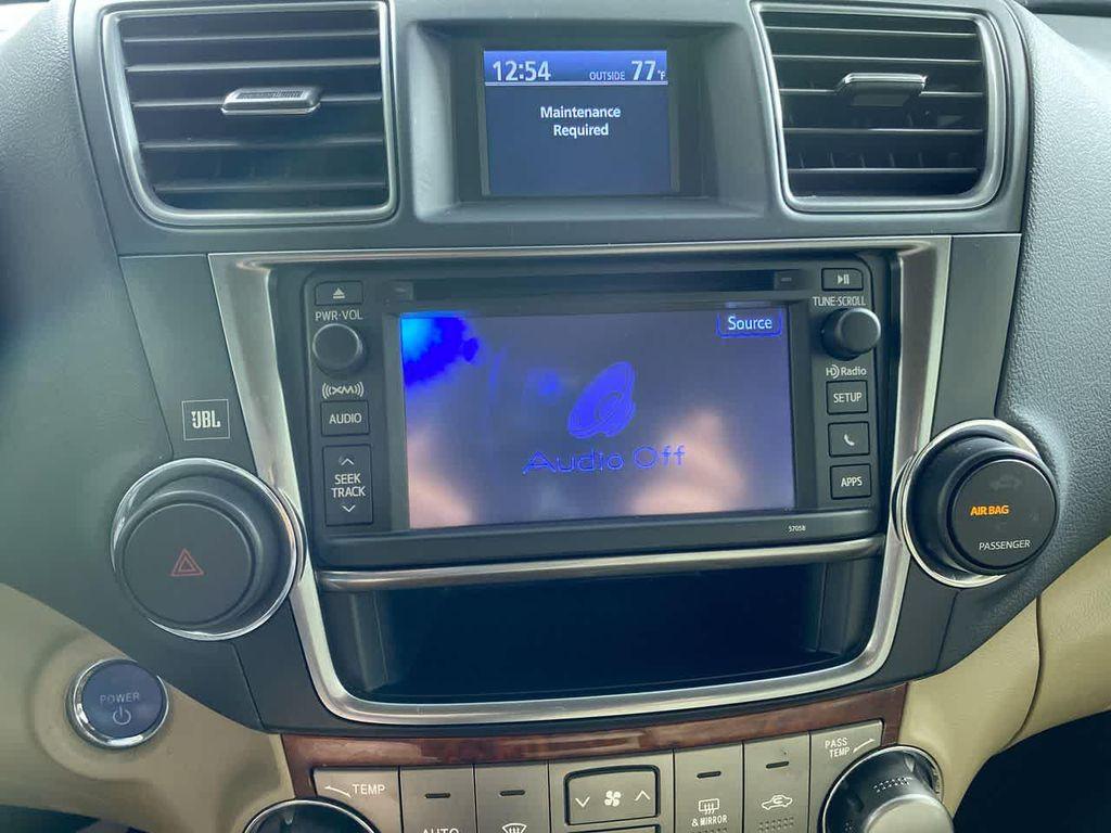 used 2013 Toyota Highlander Hybrid car, priced at $14,995
