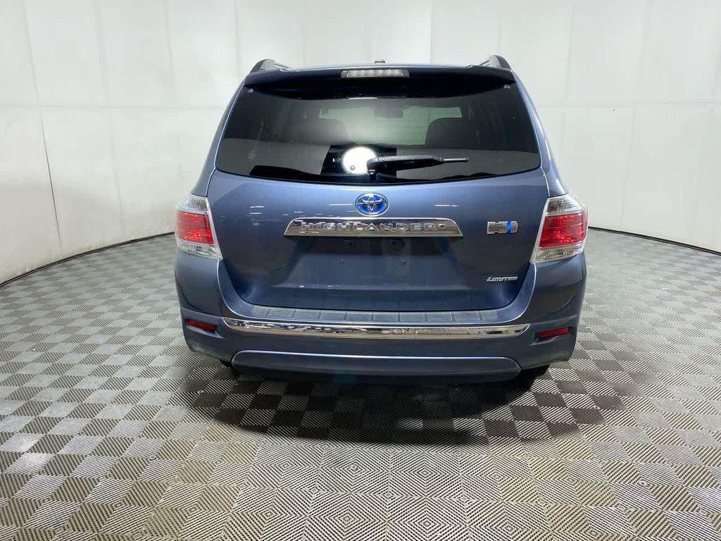 used 2013 Toyota Highlander Hybrid car, priced at $14,995