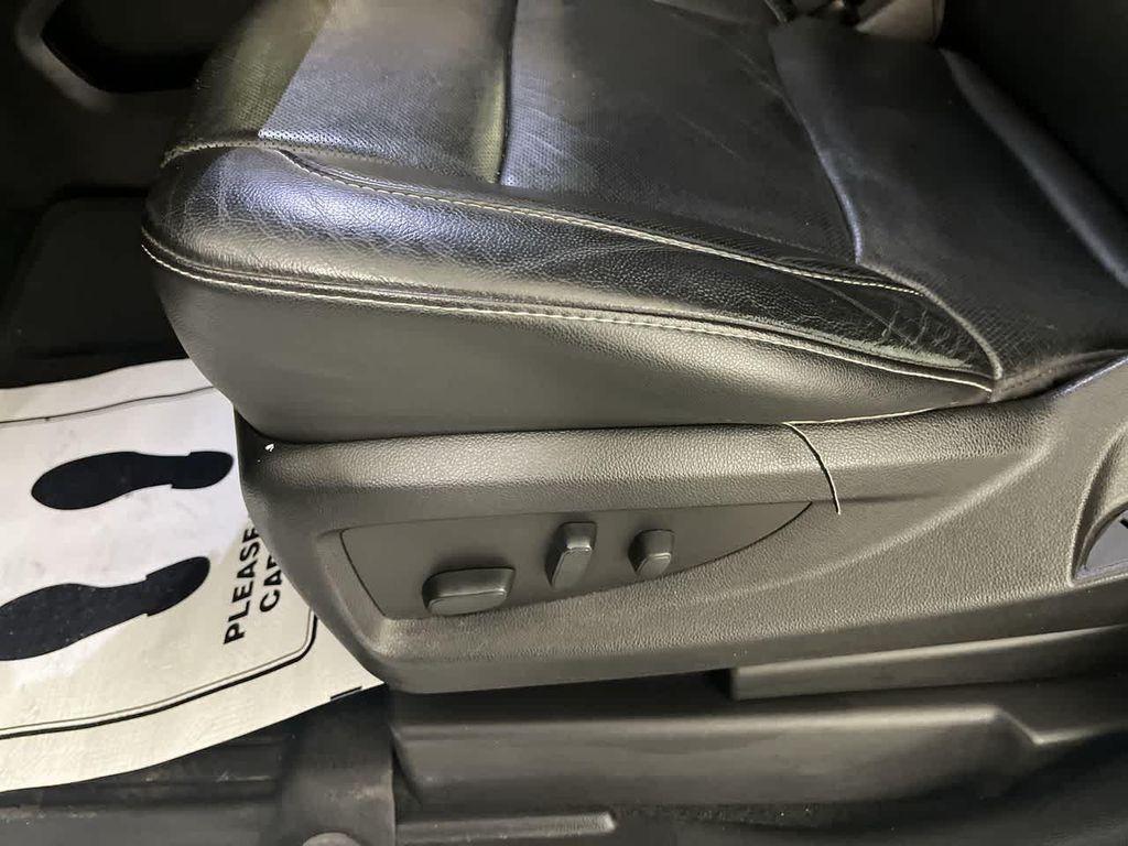used 2018 GMC Yukon XL car, priced at $20,874