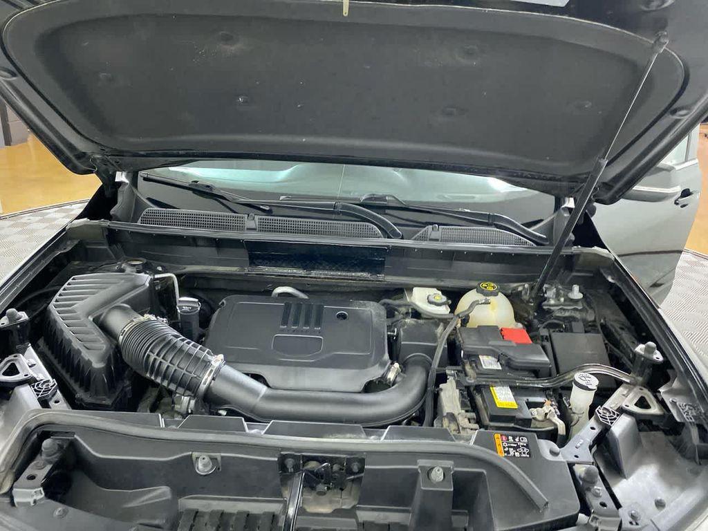 used 2023 GMC Acadia car, priced at $28,885