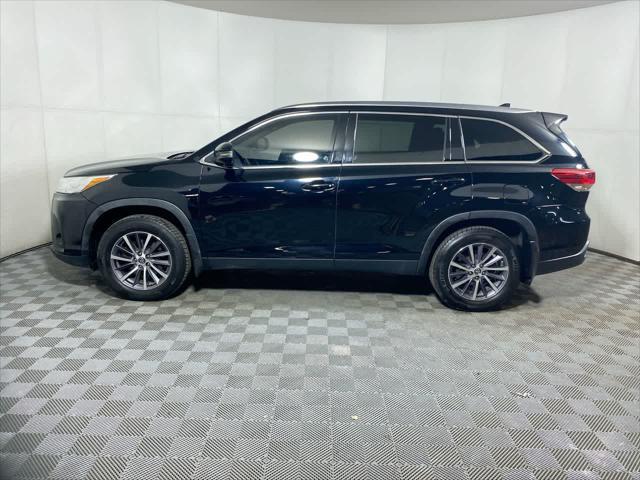 used 2019 Toyota Highlander car, priced at $23,788