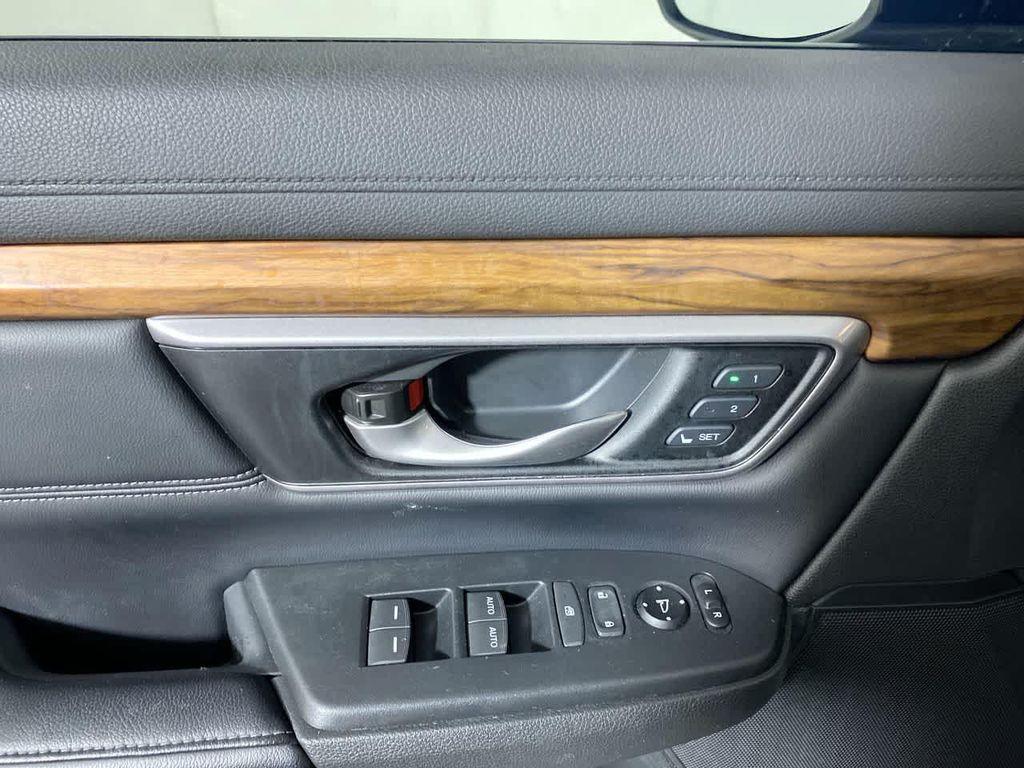 used 2018 Honda CR-V car, priced at $22,399