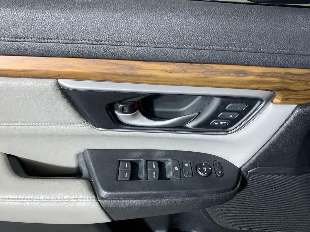 used 2020 Honda CR-V car, priced at $24,876