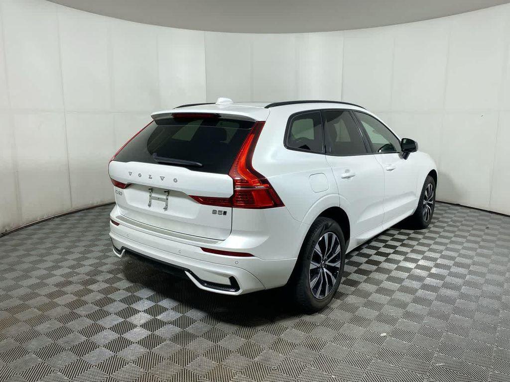used 2024 Volvo XC60 car, priced at $35,599