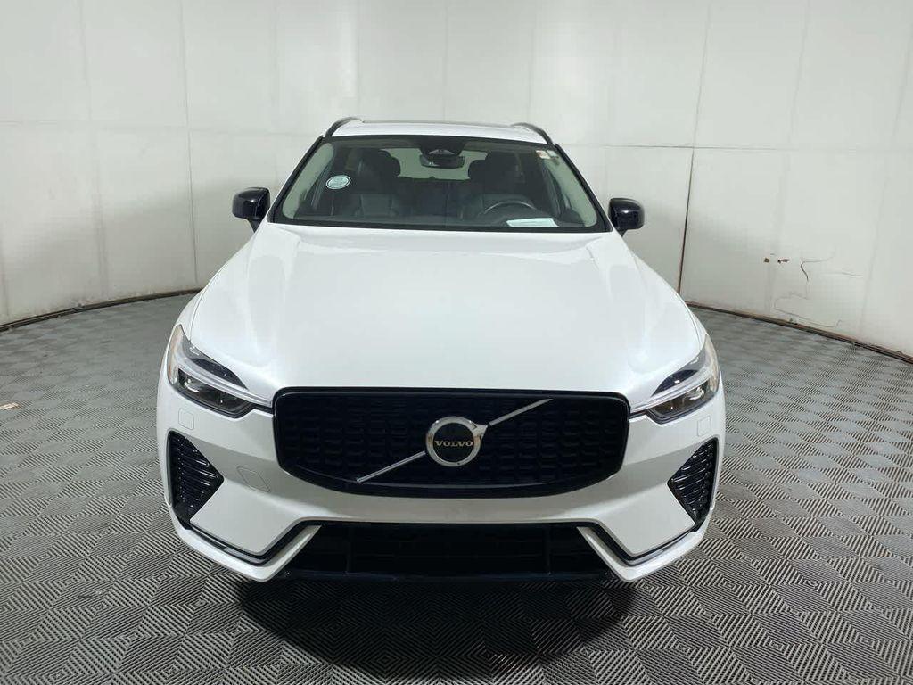 used 2024 Volvo XC60 car, priced at $35,599