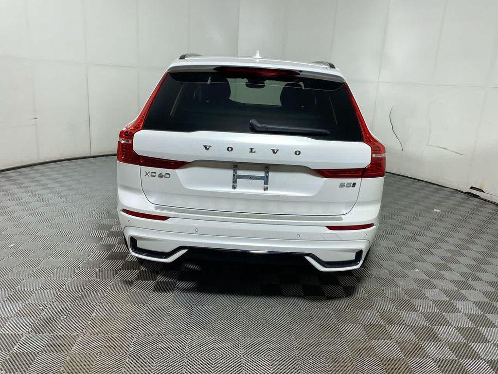 used 2024 Volvo XC60 car, priced at $35,599