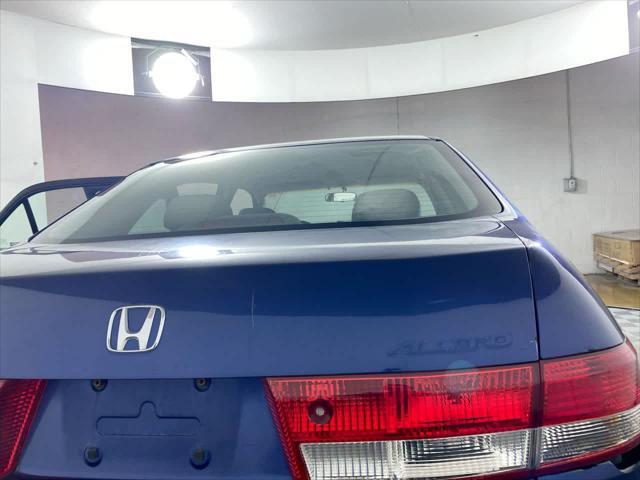 used 2003 Honda Accord car, priced at $5,555