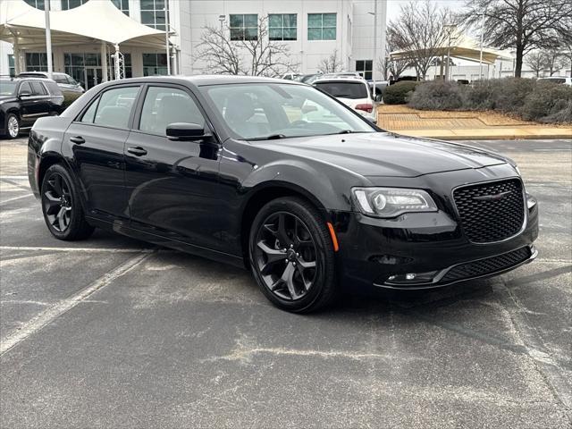 used 2022 Chrysler 300 car, priced at $25,877