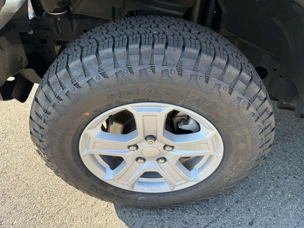 used 2021 Jeep Wrangler Unlimited car, priced at $25,517
