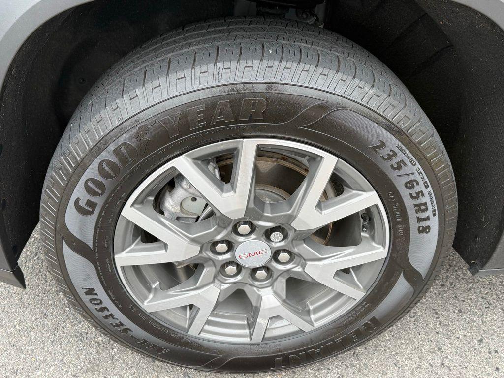 used 2022 GMC Acadia car, priced at $22,519