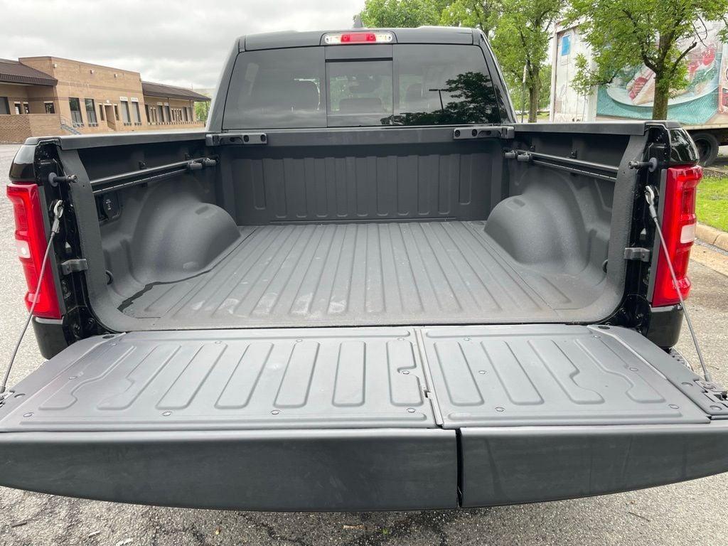 new 2025 Ram 1500 car