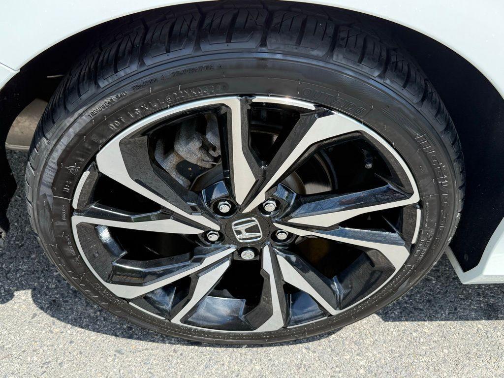 used 2019 Honda Civic Si car, priced at $24,218
