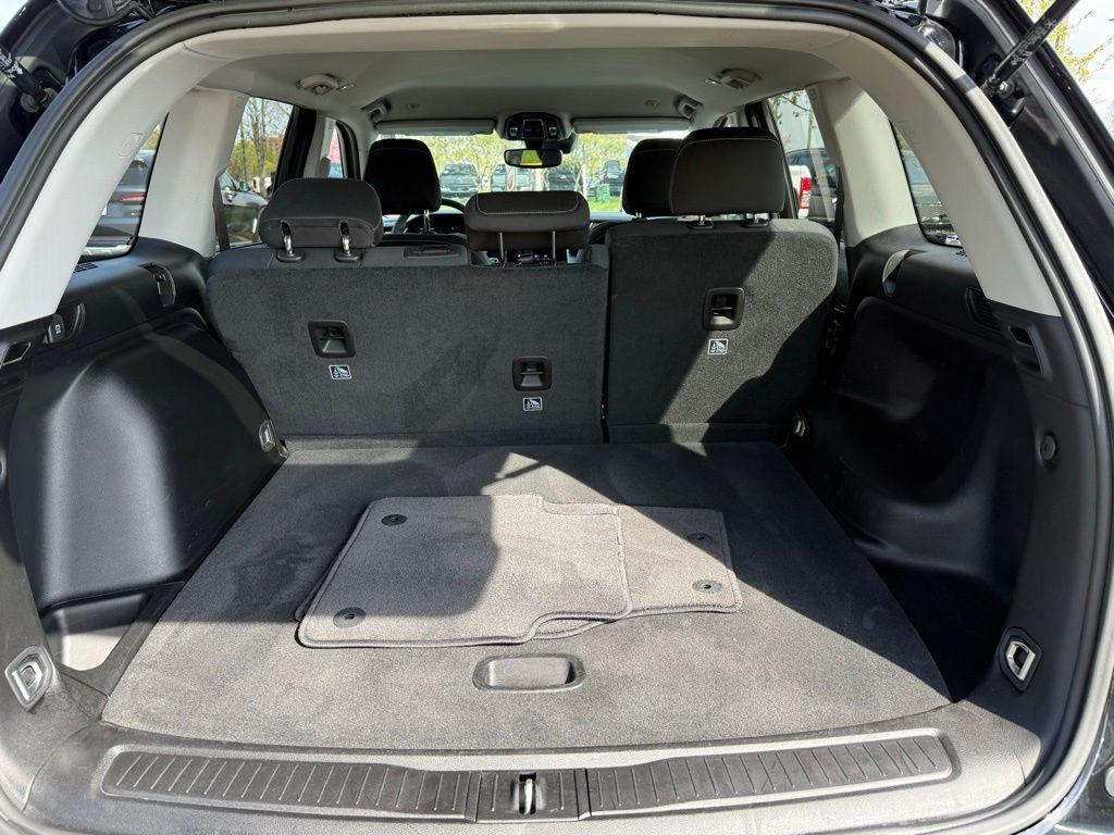 used 2024 Jeep Grand Cherokee car, priced at $31,566