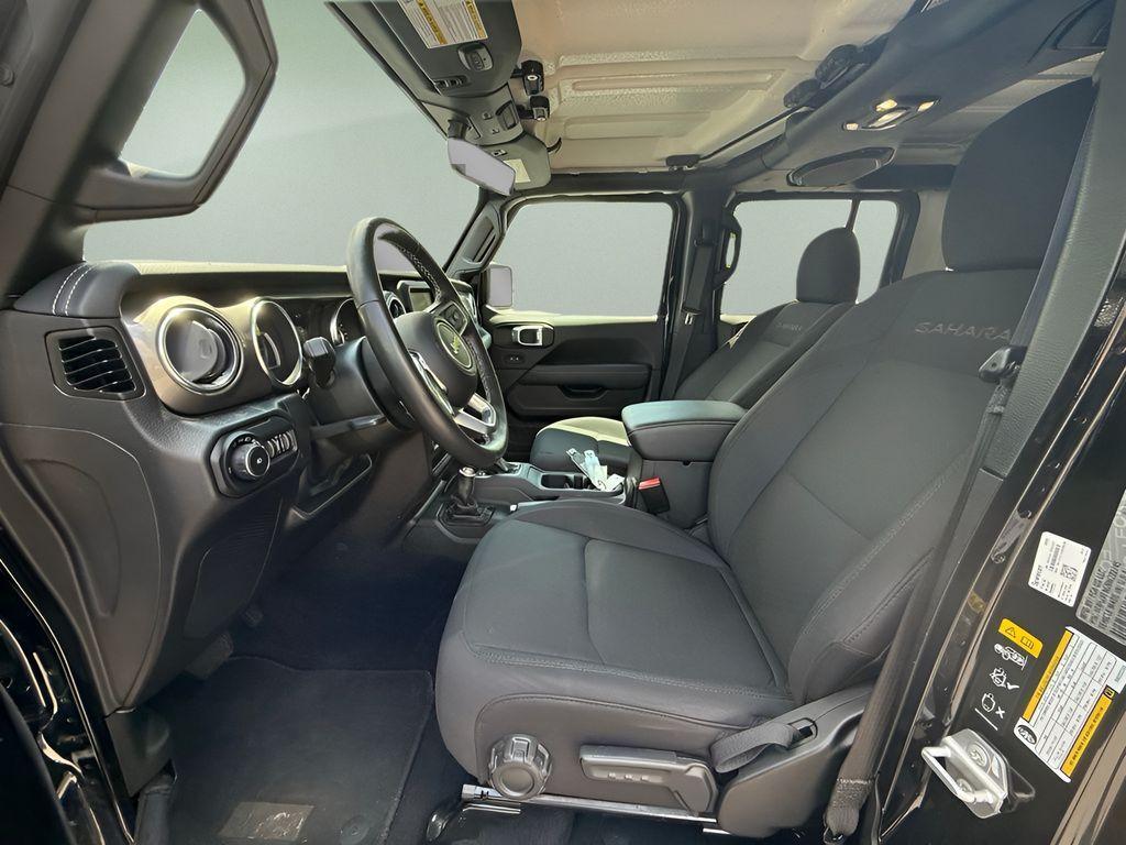used 2022 Jeep Wrangler Unlimited car, priced at $33,811