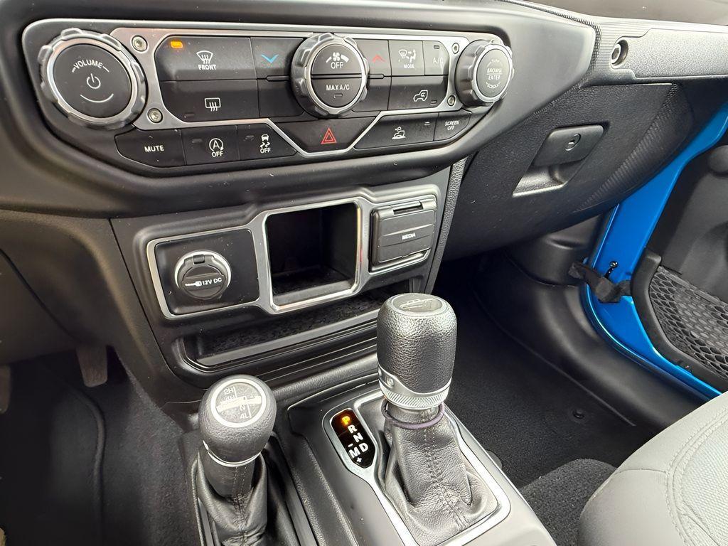 used 2022 Jeep Gladiator car, priced at $26,954