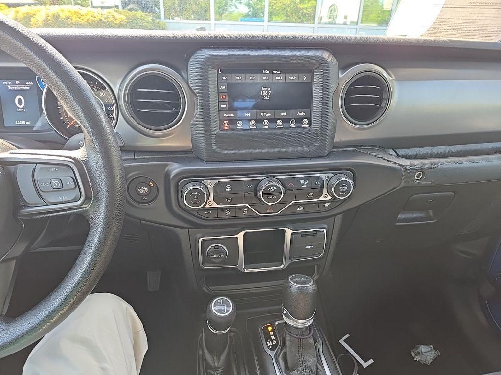 used 2022 Jeep Gladiator car, priced at $34,763