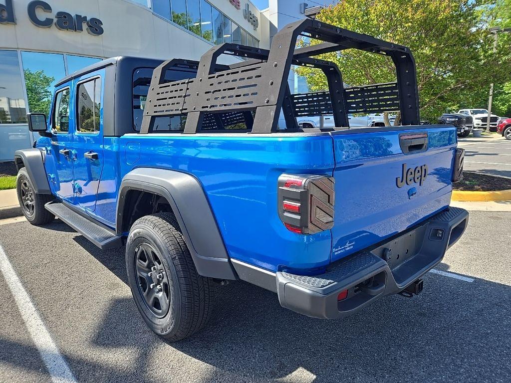 used 2022 Jeep Gladiator car, priced at $34,763