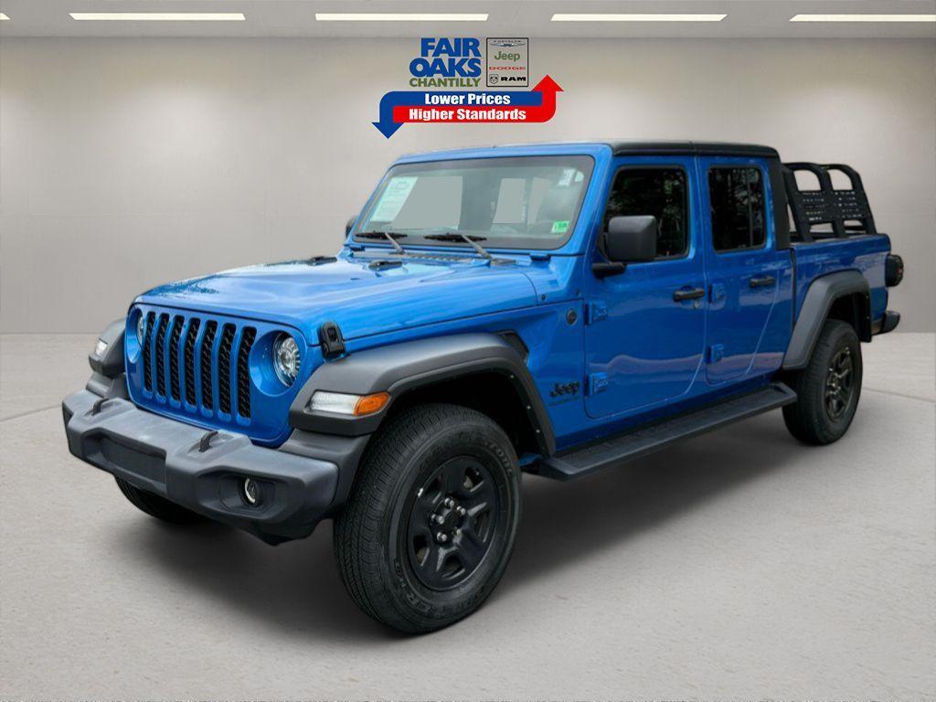 used 2022 Jeep Gladiator car, priced at $27,114