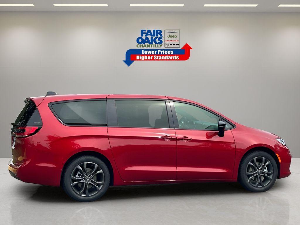 new 2026 Chrysler Pacifica car, priced at $42,795