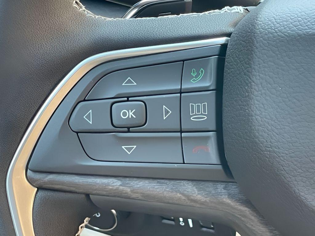 new 2025 Jeep Grand Cherokee car, priced at $49,836