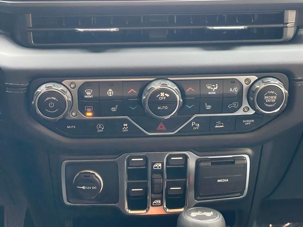 new 2025 Jeep Wrangler car, priced at $56,097
