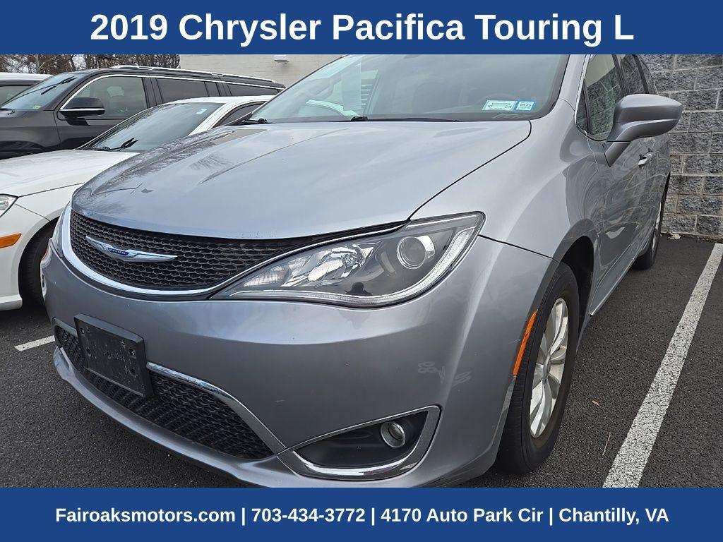 used 2019 Chrysler Pacifica car, priced at $26,365