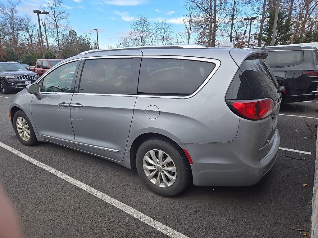 used 2019 Chrysler Pacifica car, priced at $26,365