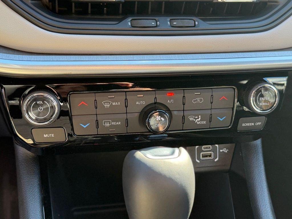 new 2026 Jeep Compass car, priced at $32,553