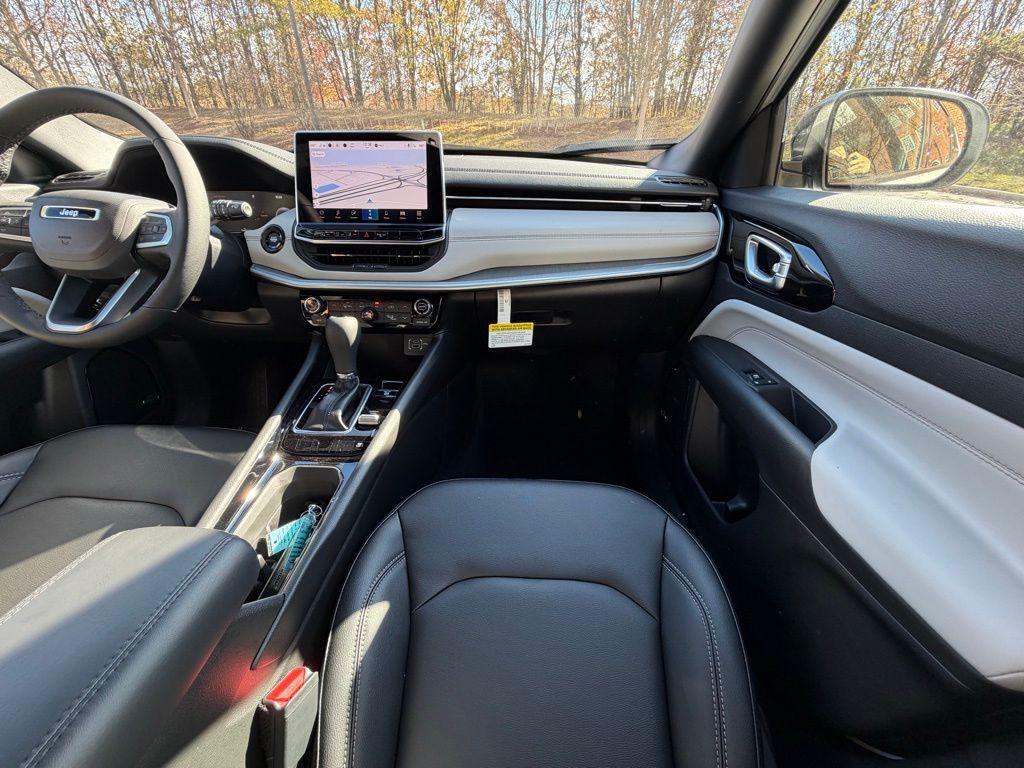 new 2026 Jeep Compass car, priced at $32,553