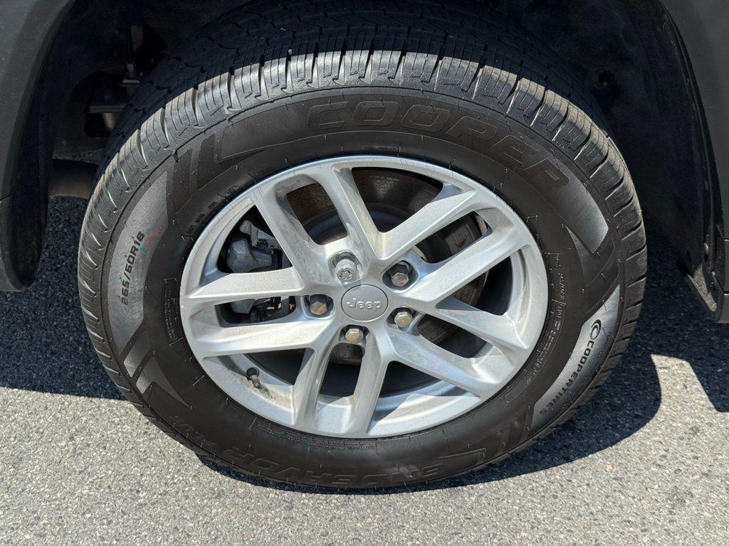 used 2022 Jeep Grand Cherokee L car, priced at $26,982