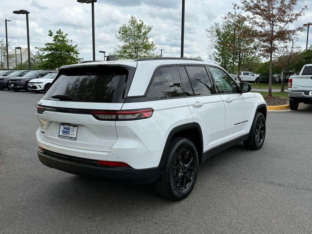 used 2024 Jeep Grand Cherokee car, priced at $33,371