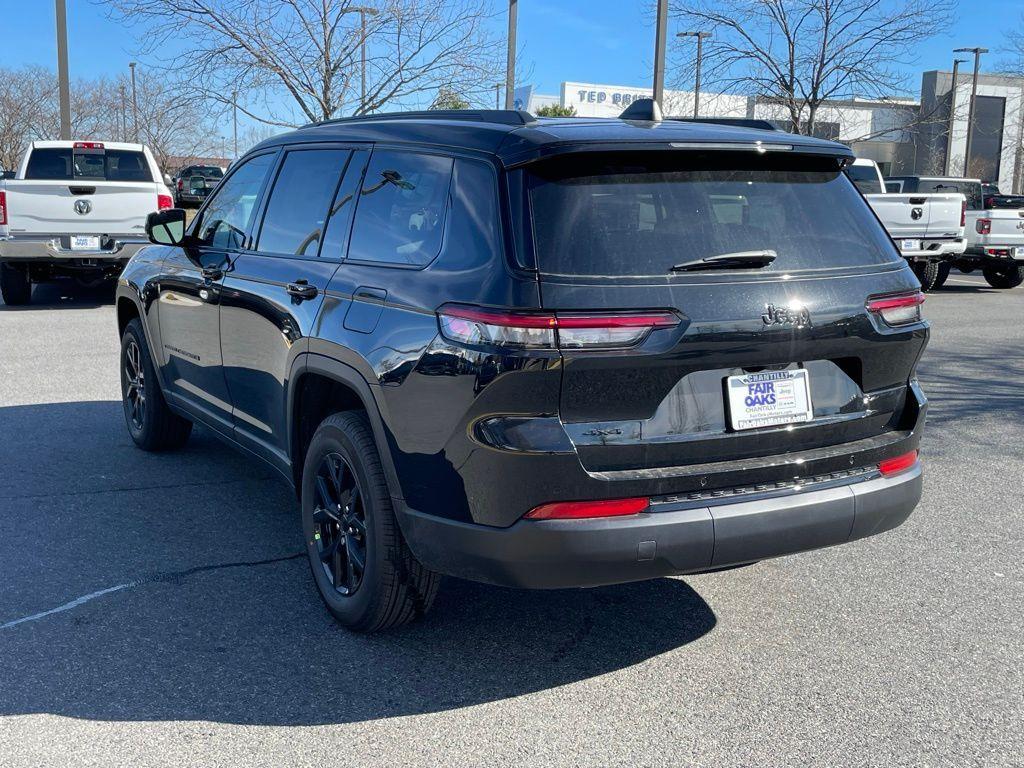 new 2025 Jeep Grand Cherokee L car, priced at $45,361