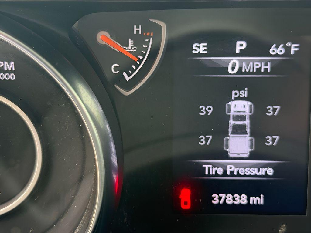 used 2022 Jeep Gladiator car, priced at $27,466
