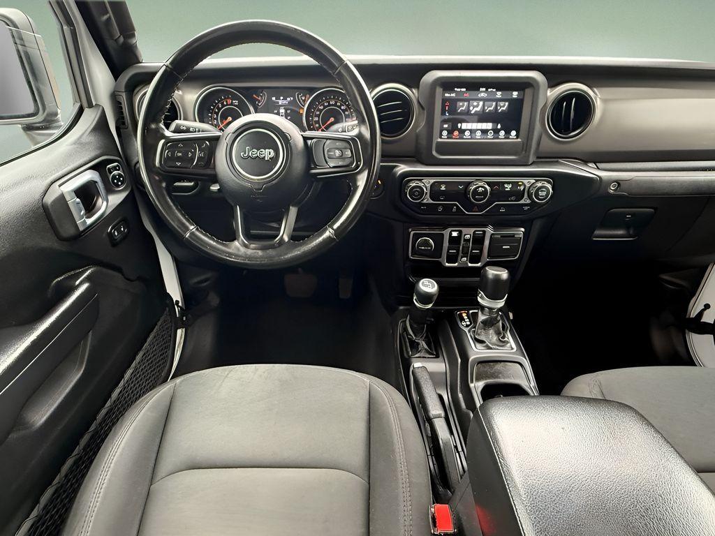 used 2022 Jeep Gladiator car, priced at $27,466