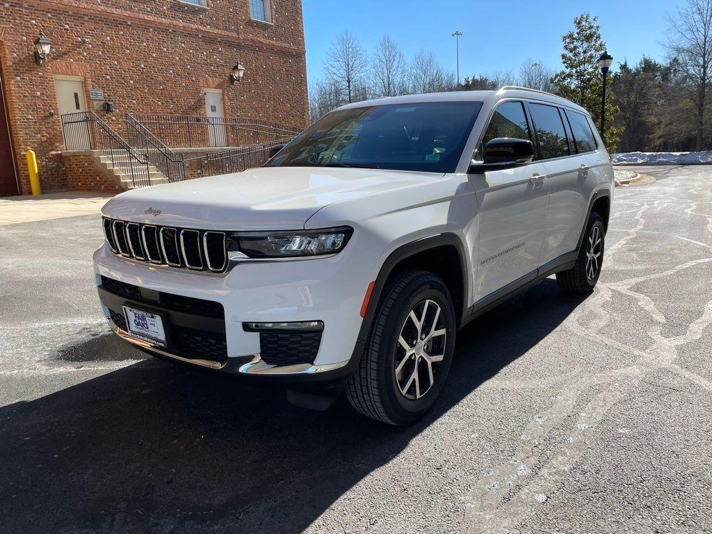 new 2025 Jeep Grand Cherokee L car, priced at $47,388