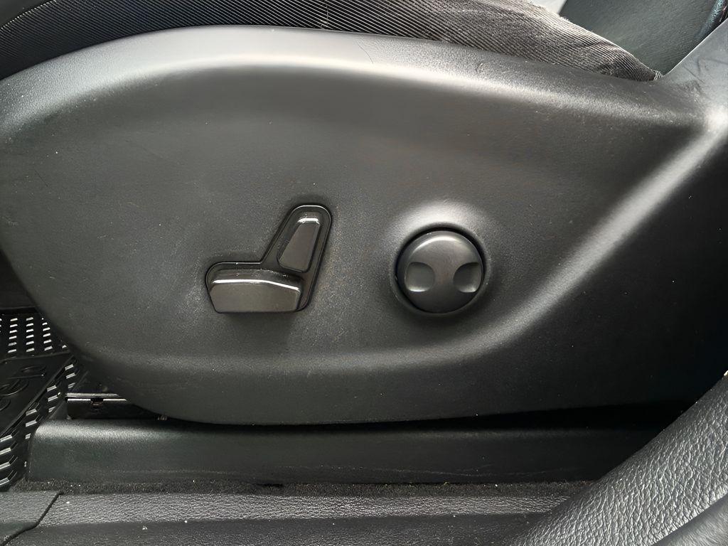 used 2022 Jeep Cherokee car, priced at $26,100